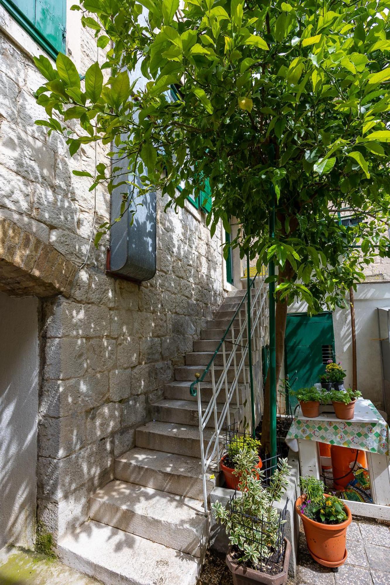 Apartman Iskra 2 スプリト エクステリア 写真